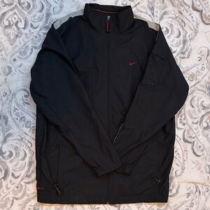 Nike Men's Black and Gray Windbreaker